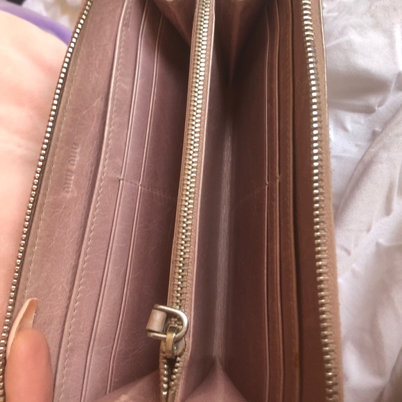 AUTH. *RARE* Miu Miu Charm Wallet - Picture 3 of 4